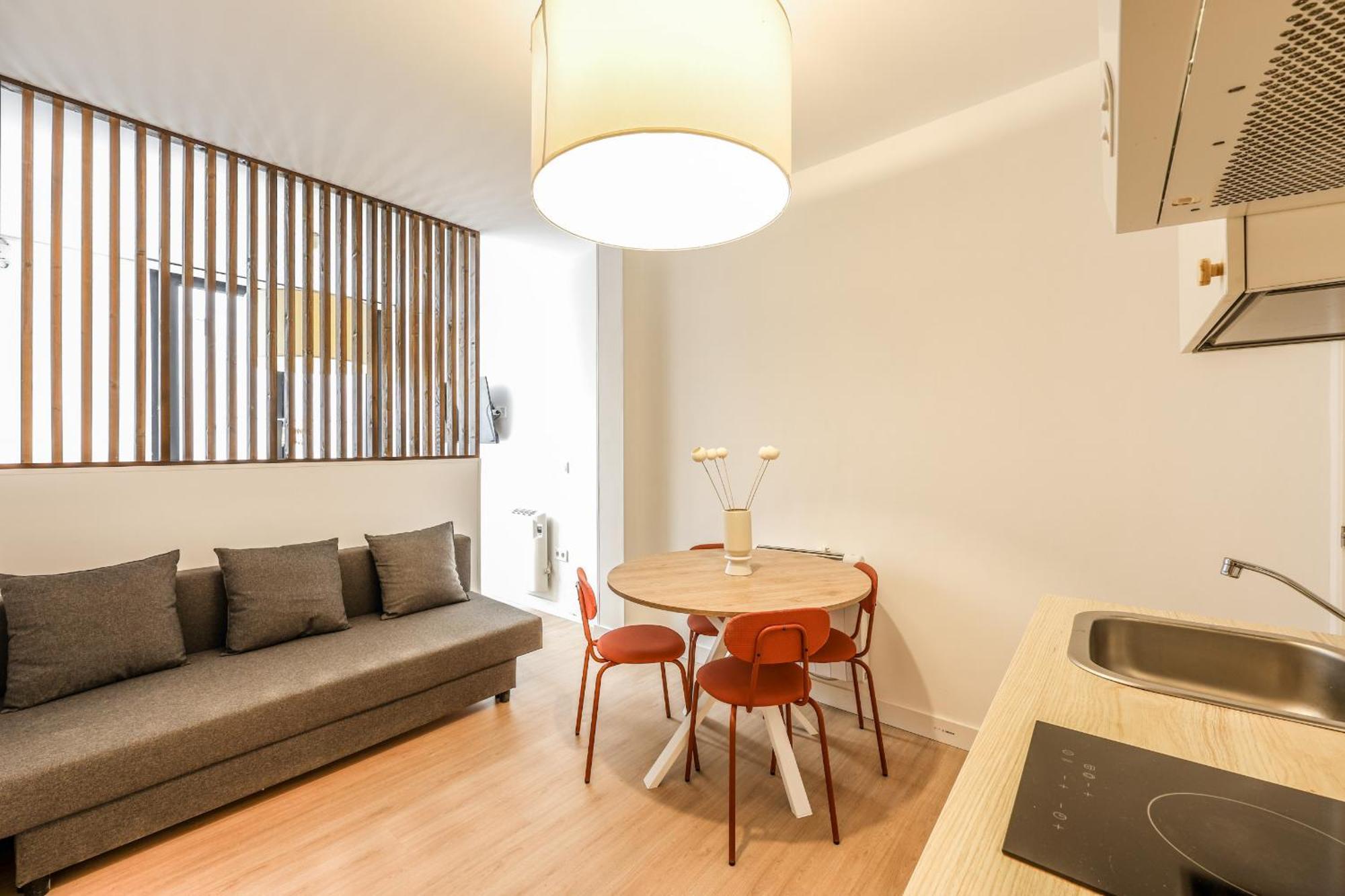 Pequeno Apartamento Reformado En Tirso De Molina Alquiler Temporal Мадрид Екстер'єр фото
